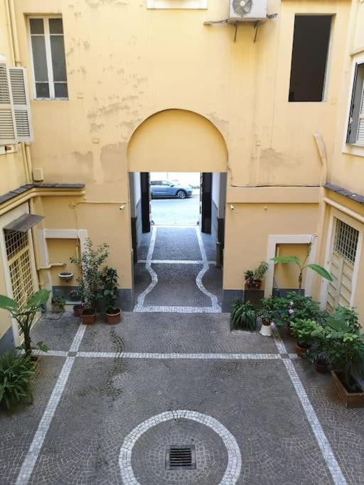 Apartamento Colosseo 500 M Quiete In Citta A Casa Di Beatrice