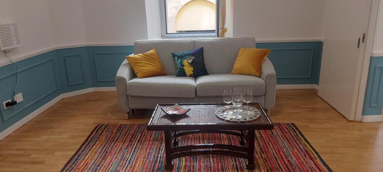 Apartamento Colosseo 500 M Quiete In Citta A Casa Di Beatrice